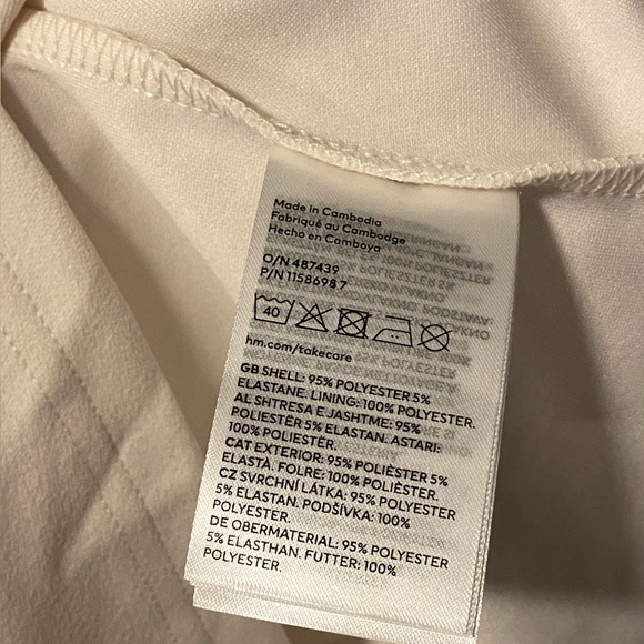 H&M Pleated Dress in Ivory White XL NWT - Picture 5 of 9